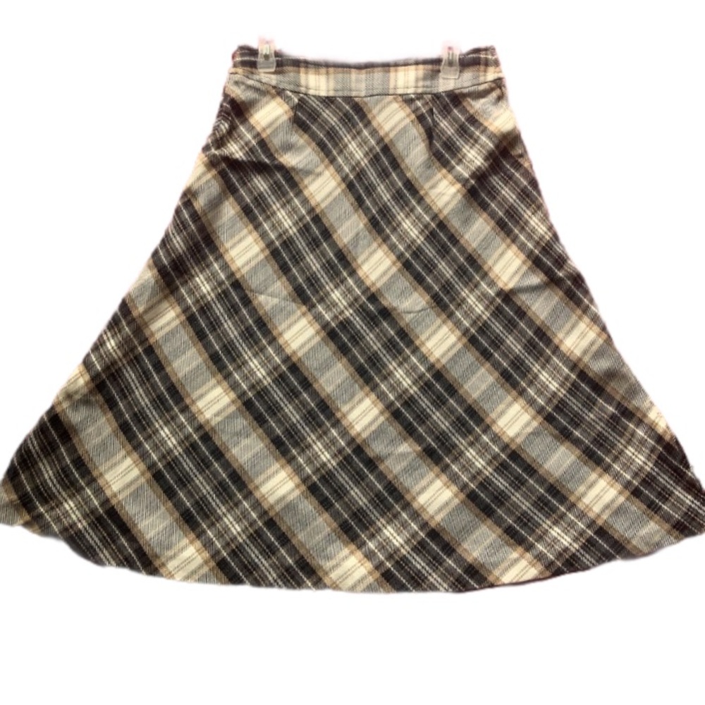 East 5th plaid skirt - Picture 4 of 4